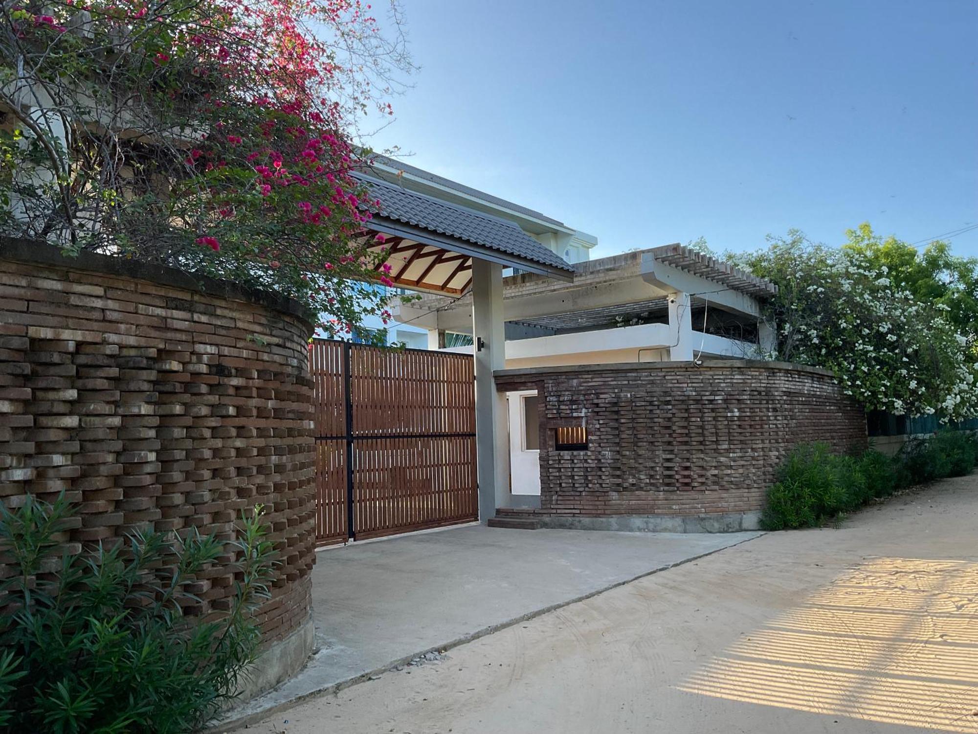 דירות טרינקומאלה Luxury Penthouse, Nilaveli מראה חיצוני תמונה
